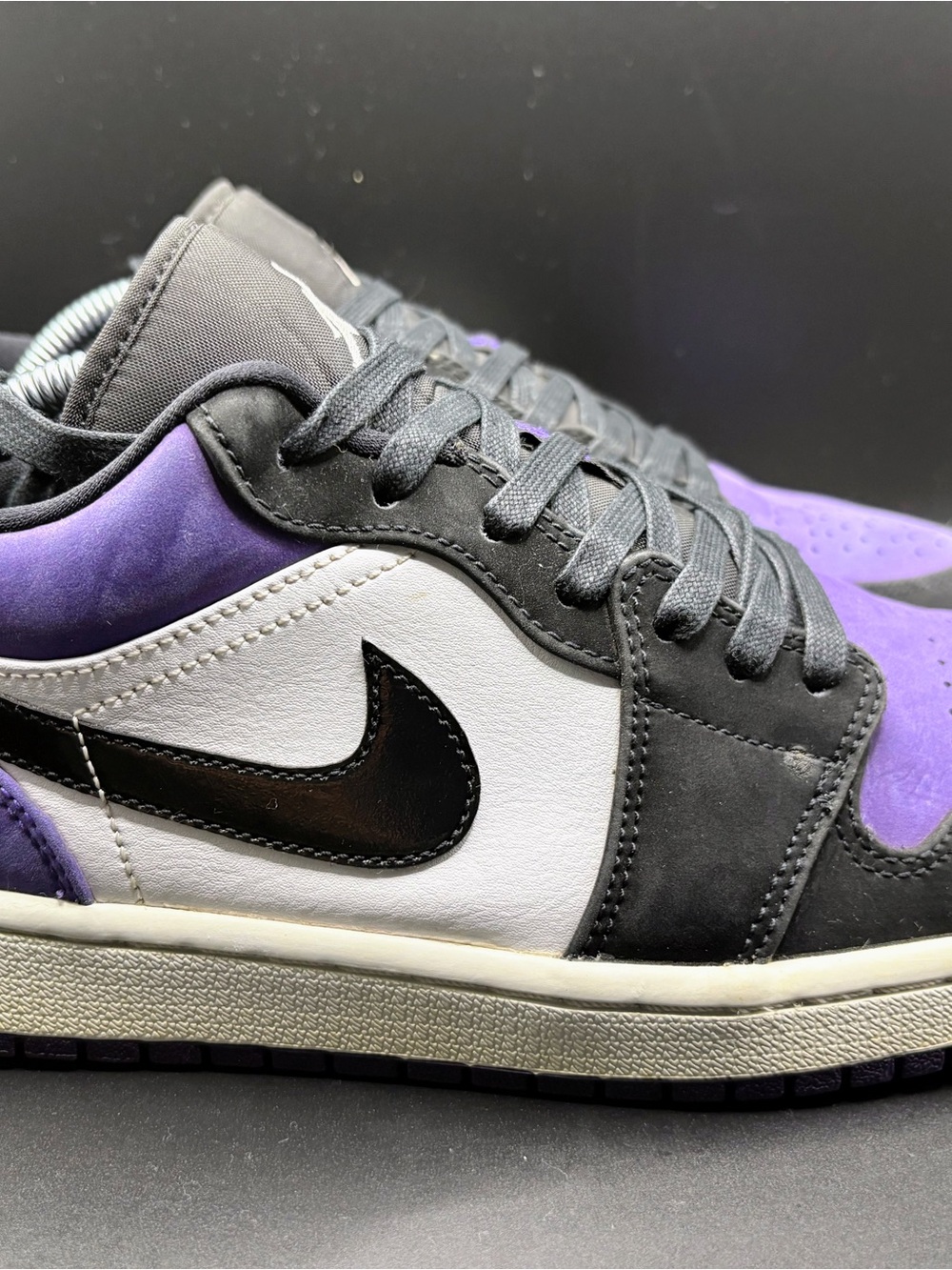 Used 9M Jordan 1 Low Court Purple